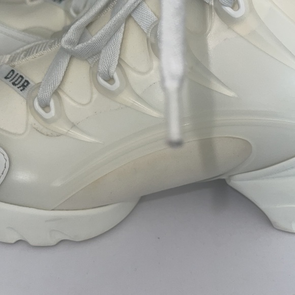 Dior D-Connect Sneaker - Picture 5 of 9